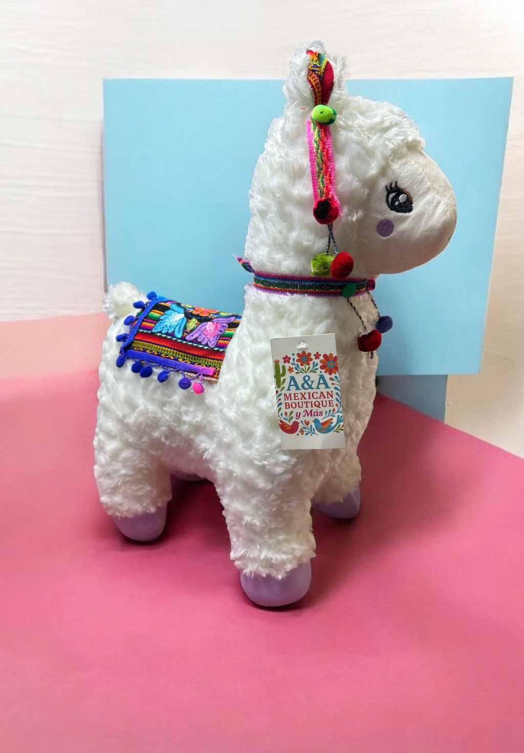 Llama Artesanal de Peluche / Artisan Plush Llama