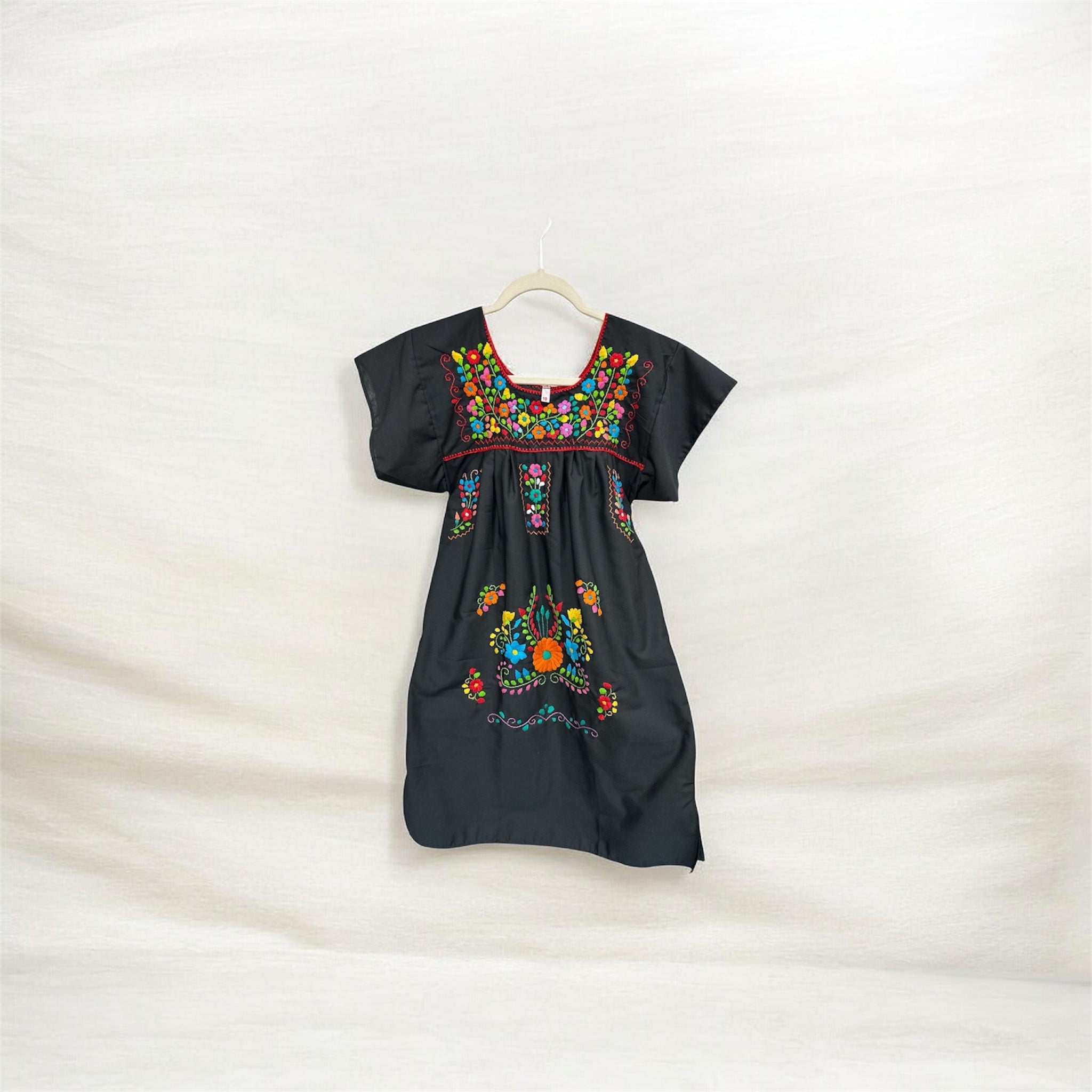 Vestido Mexicano Channel  Bordado para Niña / Girls Mexican Embroidered Dress
