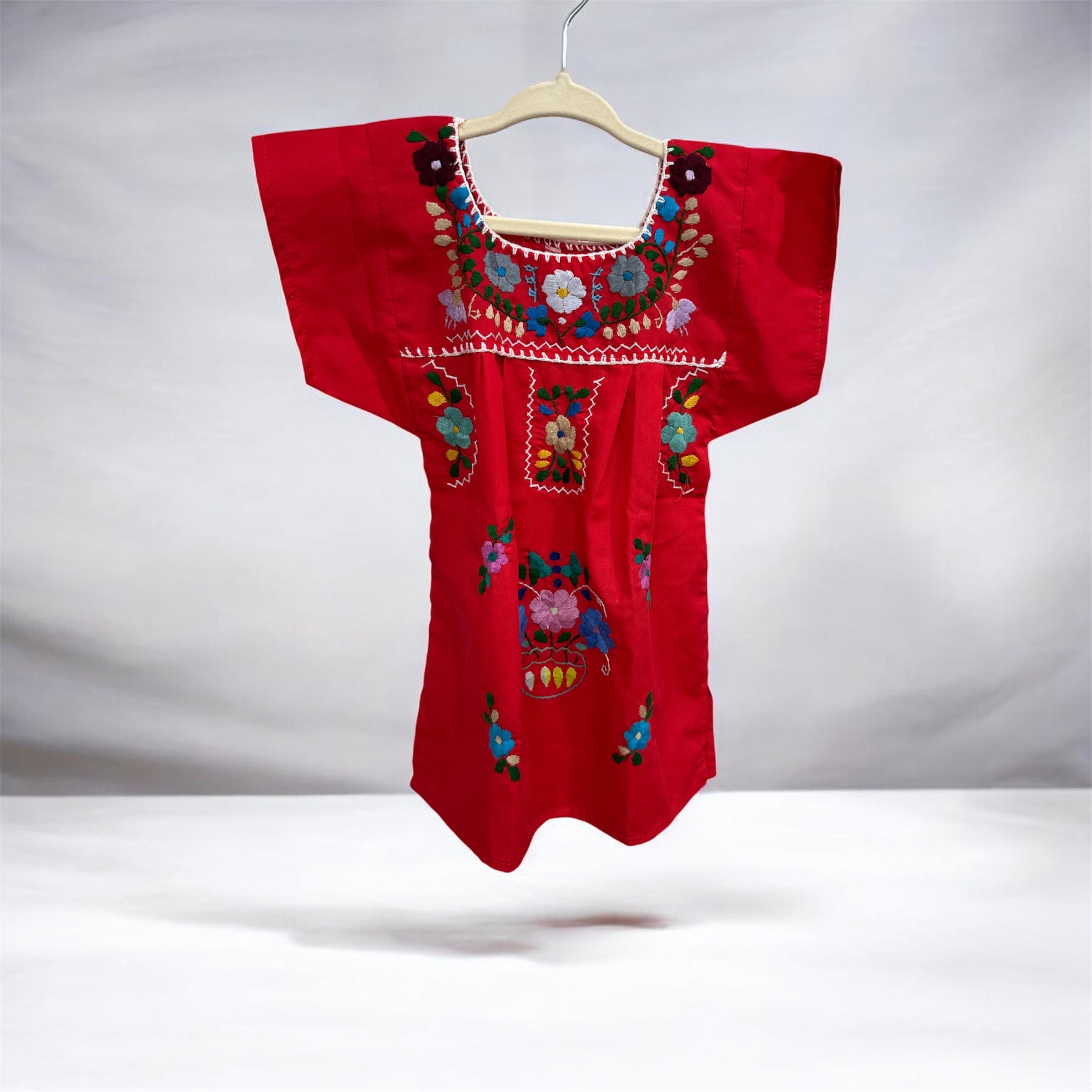 Vestido de Niña Channel bordado