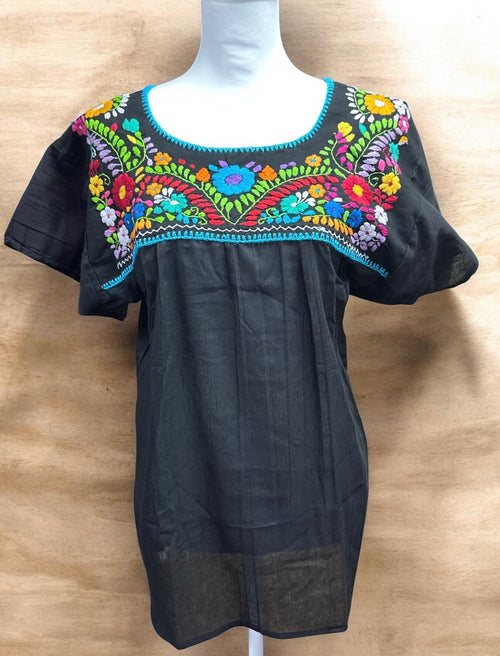 Blusa Chanel /  Chanel-Style Blouse