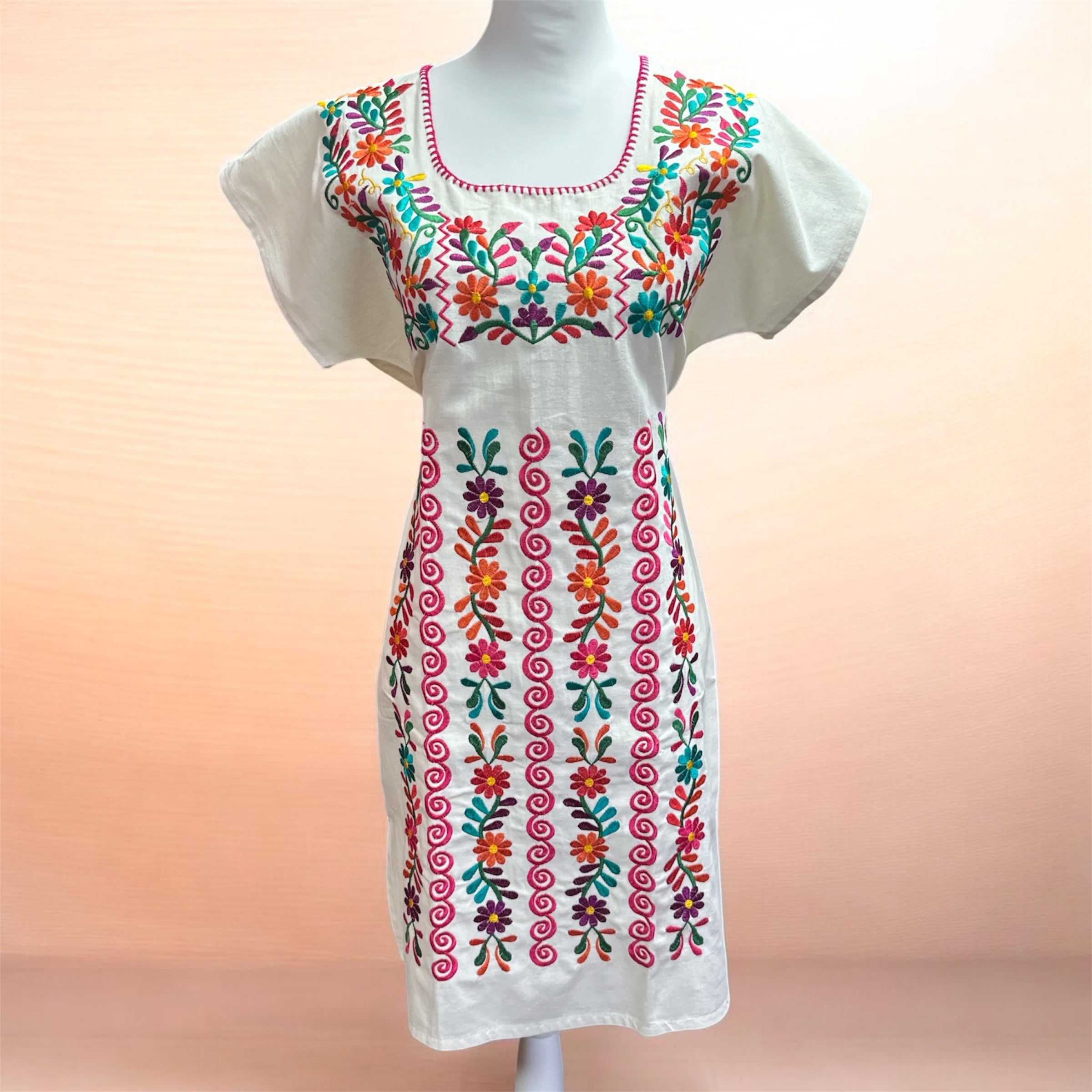Vestido de Manta Bordado