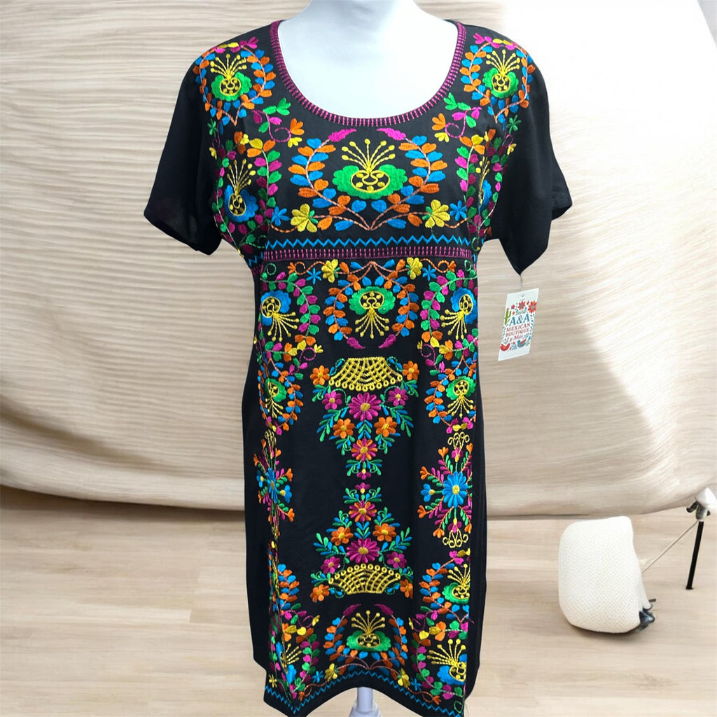 Vestido Corto Bordado Rayón