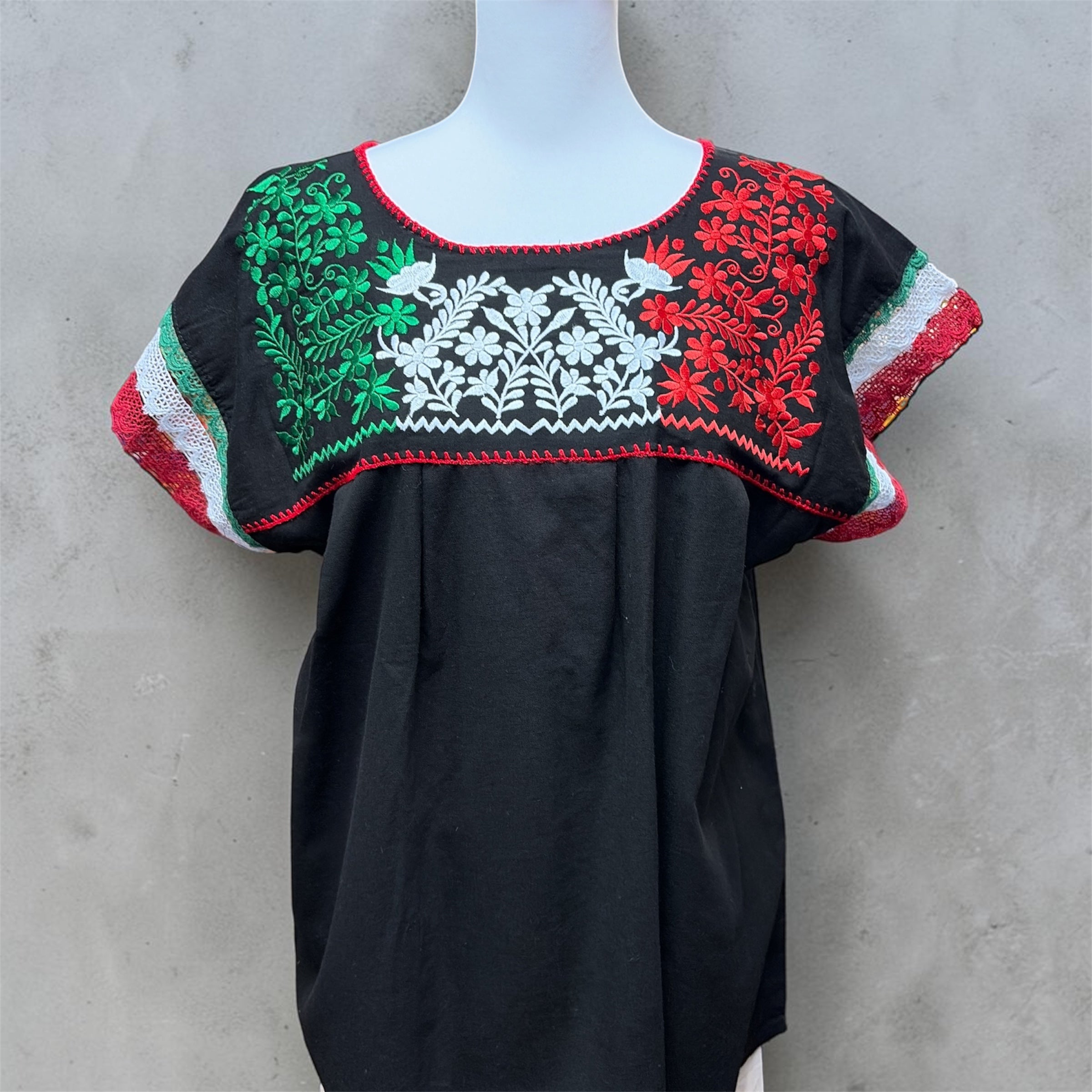 Blusa Chanel Mexicana / Mexican Chanel Blouse