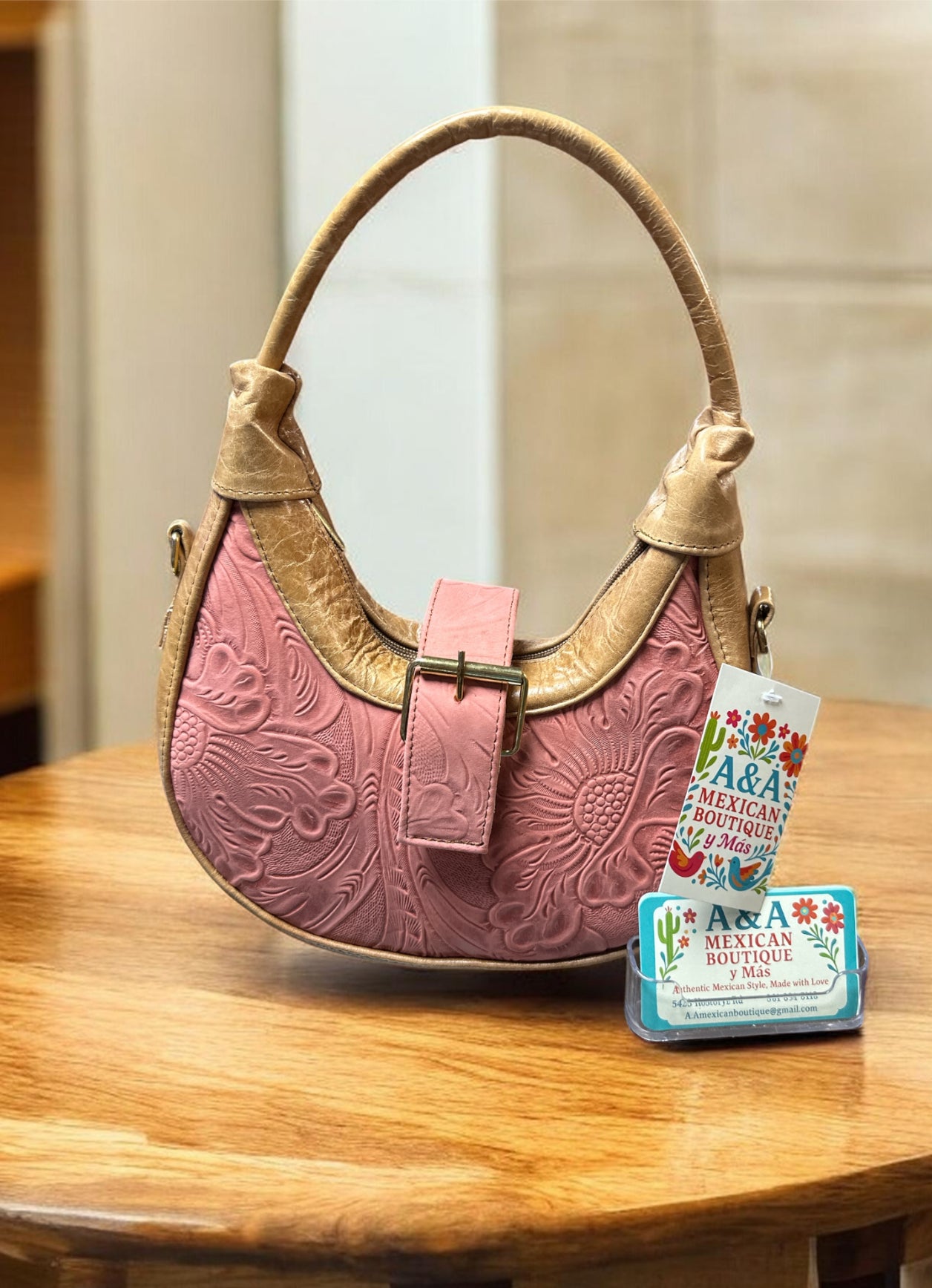 Bolsa Pequeña Artesanal de Piel / Small Artisan Leather Bag
