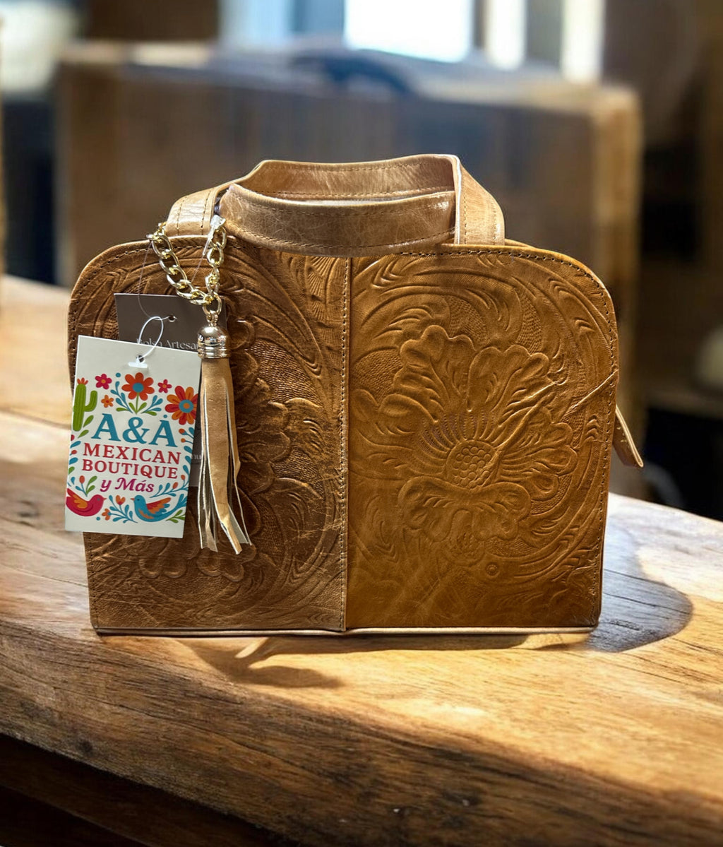 Bolsa Pequeña de Piel / Small Leather Bag