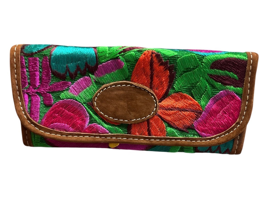 Cartera Bordada / Mexican Embroidered Wallet